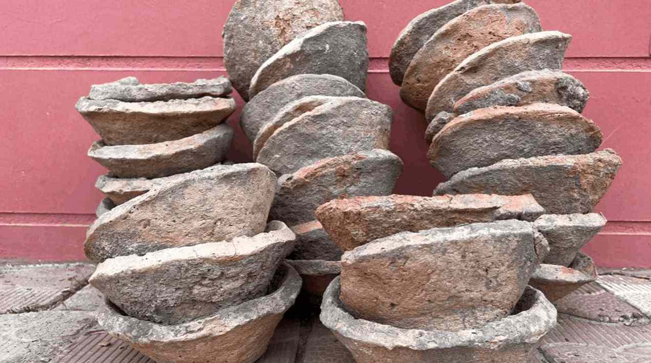 В ходе раскопок было обнаружено большое количество характерных «чаш со скошенными краями», которые, по мнению исследователей, использовались для подачи еды людям в обмен на их труд. (Изображение предоставлено региональным проектом «Сирван»)